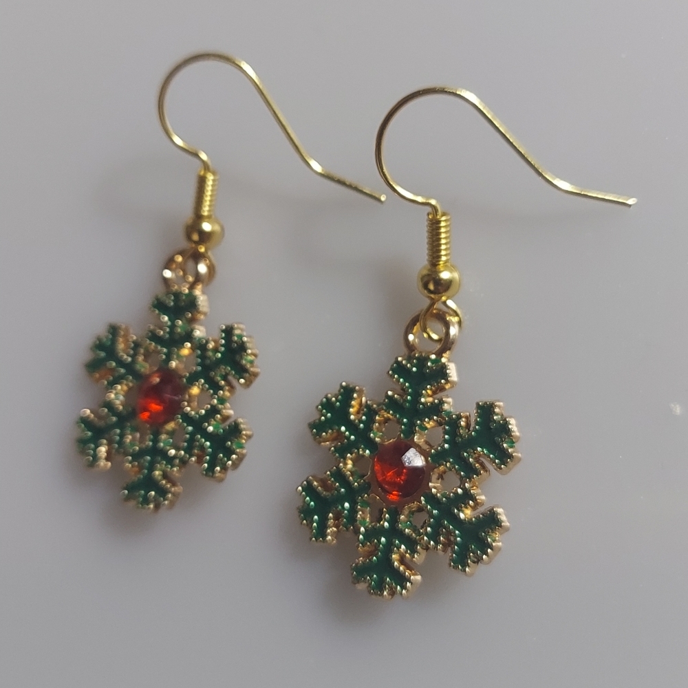 Christmas Snowflake green and red Dangle Earrings